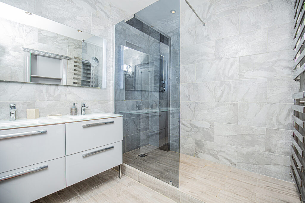 Villa sandryon interiors 15